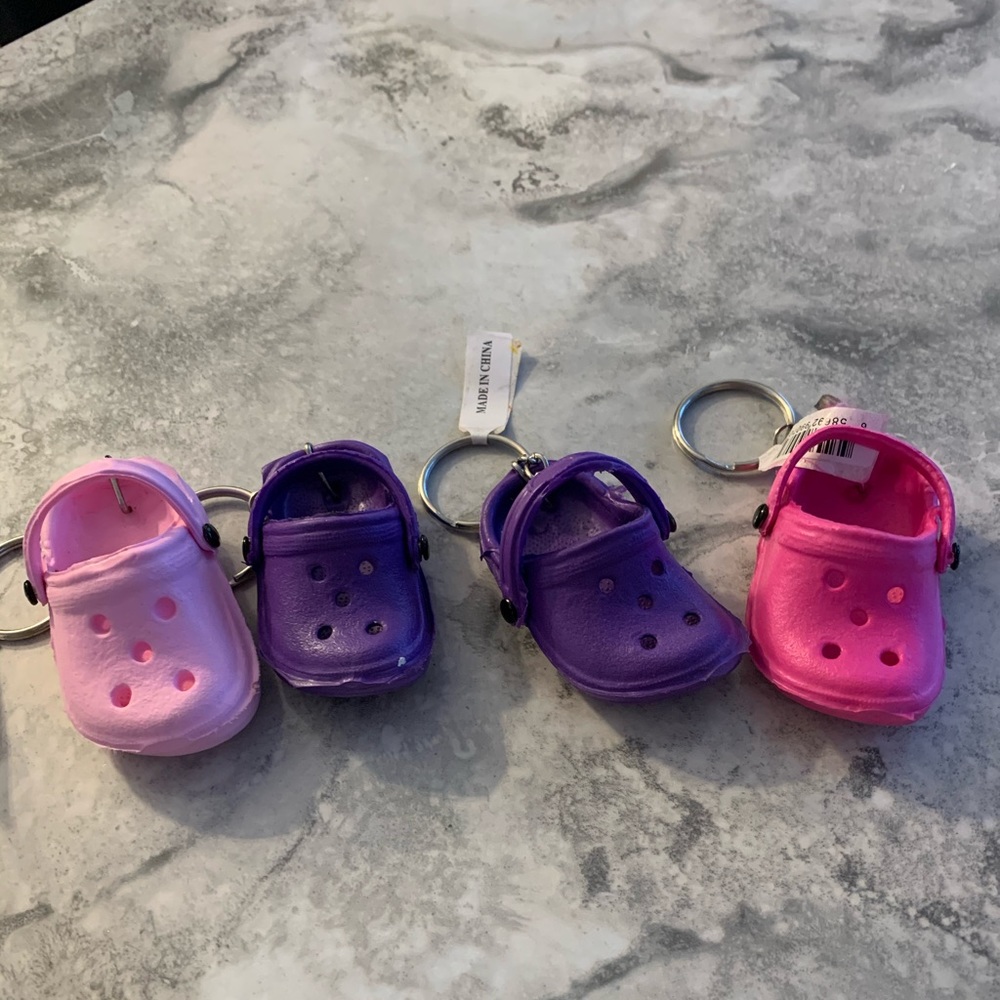 NWT. Croc keychains set of 4